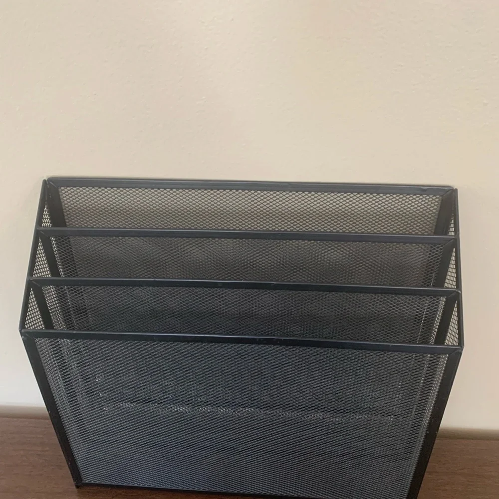 Mind Reader 3-Tier Jumbo Metal Mesh File Holder, Black